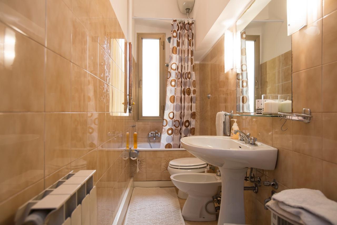 B&B Tra I Rivi ตรีเอสเต ภายนอก รูปภาพ
